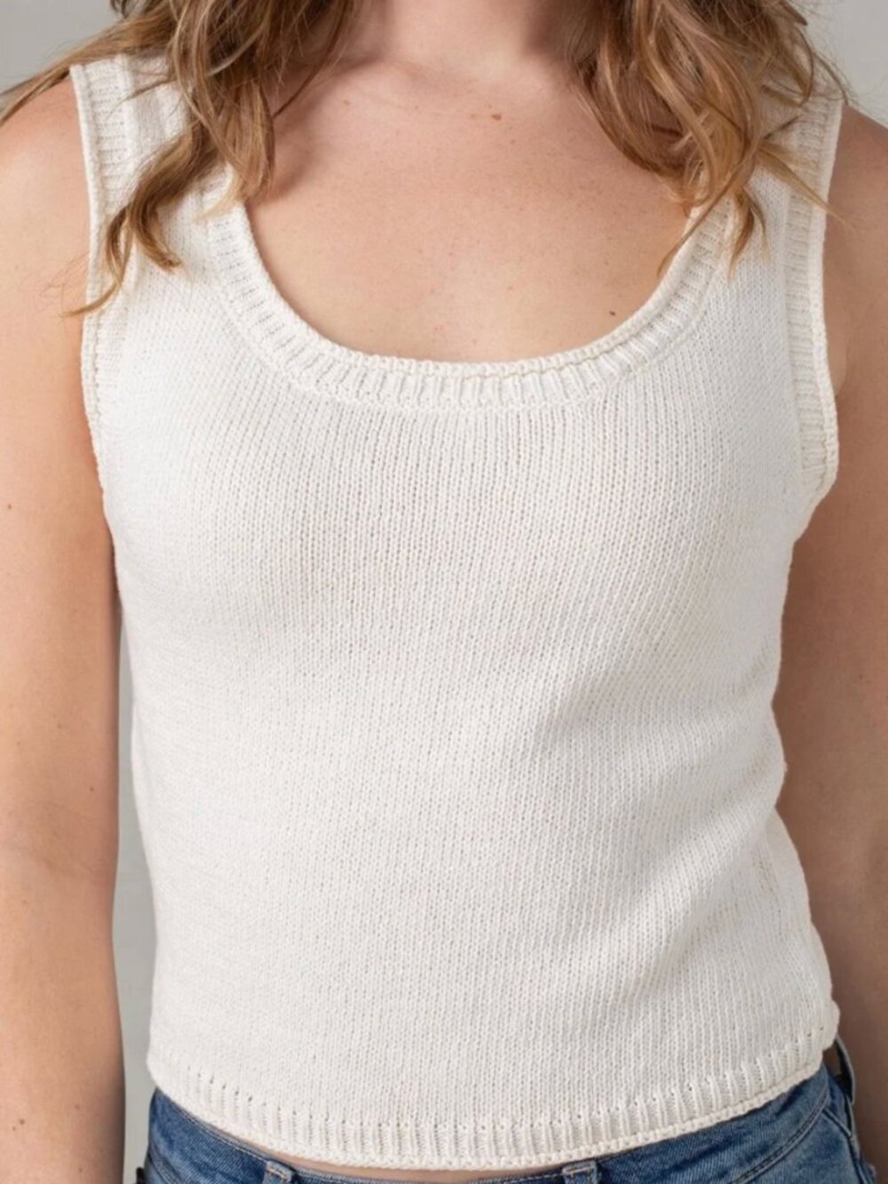 Isla Scoop Neck Cream Knit Crop Tank